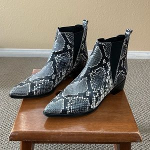 Marc Fisher Snakeskin Ankle Boot Size US Women’s 8